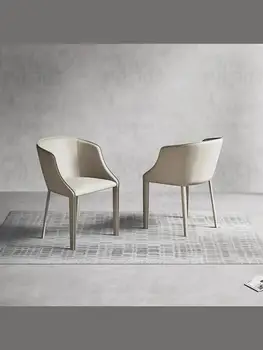אור יוקרה High-end מעצב אוכף כיסא מעור איטלקי מינימליסטי מסעדת לבן משענת יד הכיסא הביתה אוכל כיסא.