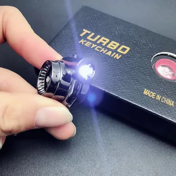 יצירתי-High-end טעינת USB LED טורבו הרכב מחזיק מפתחות מתכת קסם